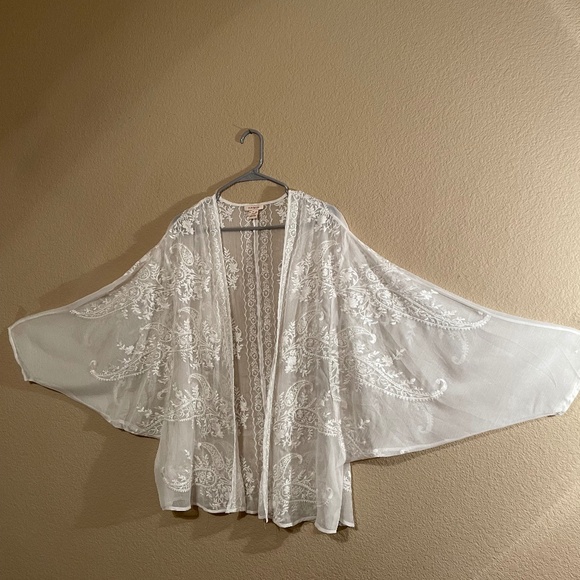 Sundance Other - Sheer Embroidered Top